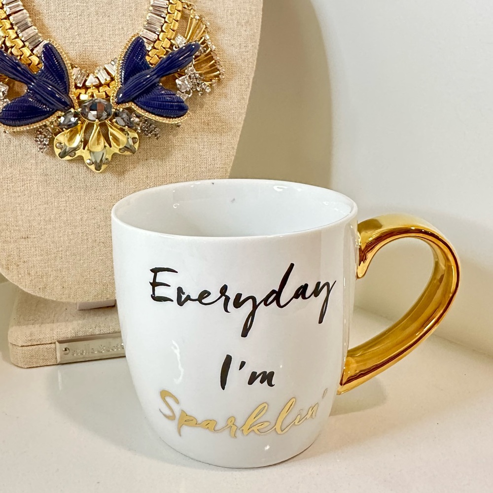 Set of 4 “Everyday I’m Sparklin”.  Stella & Dot mugs